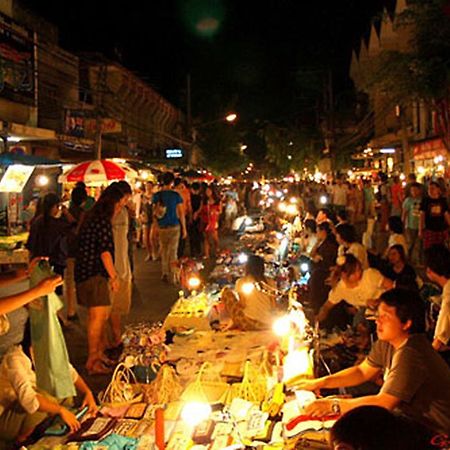 Hotel Centro Cnx Chiang Mai Zewnętrze zdjęcie