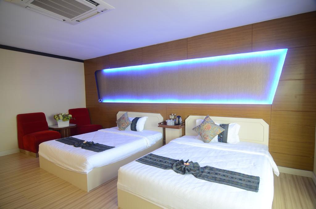 Hotel Centro Cnx Chiang Mai Pokój zdjęcie