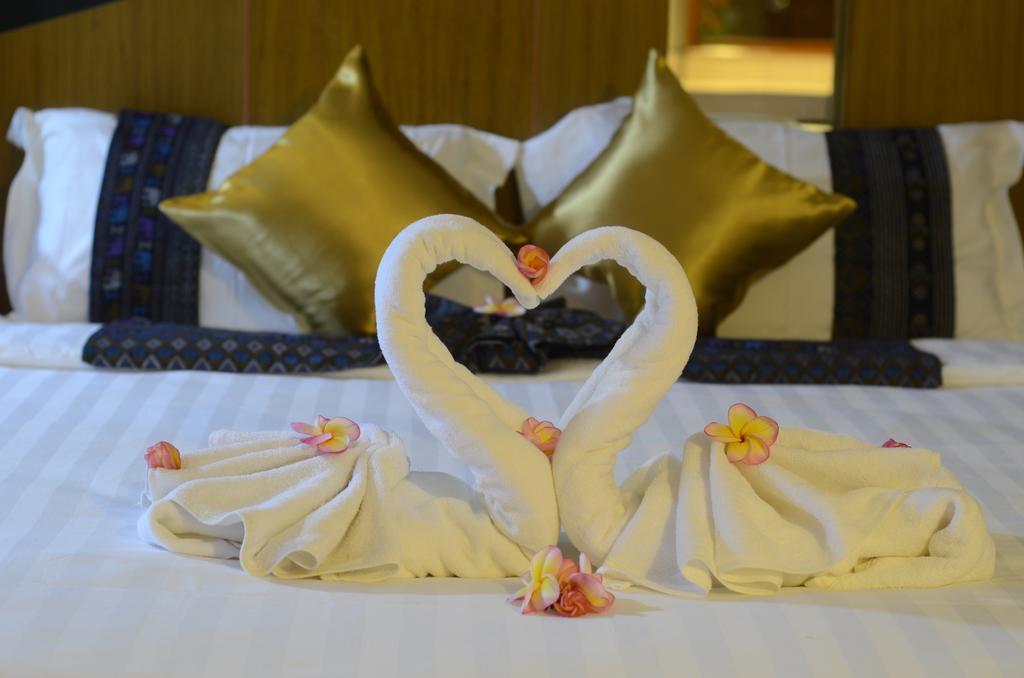 Hotel Centro Cnx Chiang Mai Zewnętrze zdjęcie