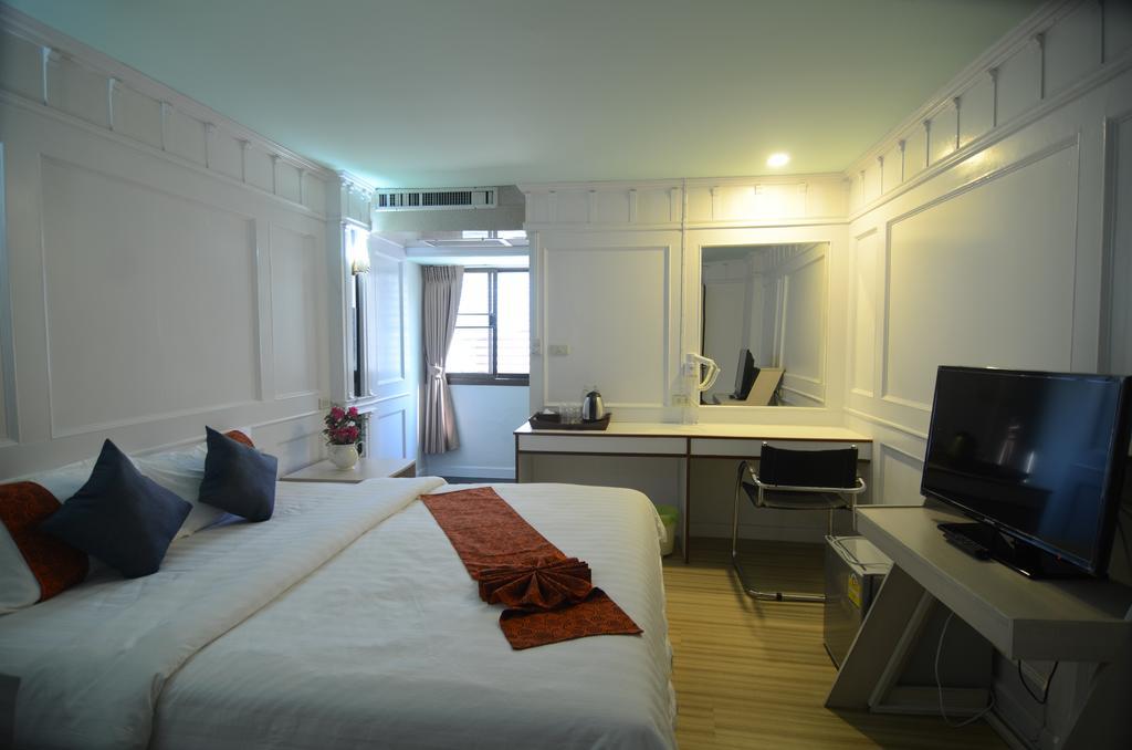 Hotel Centro Cnx Chiang Mai Zewnętrze zdjęcie