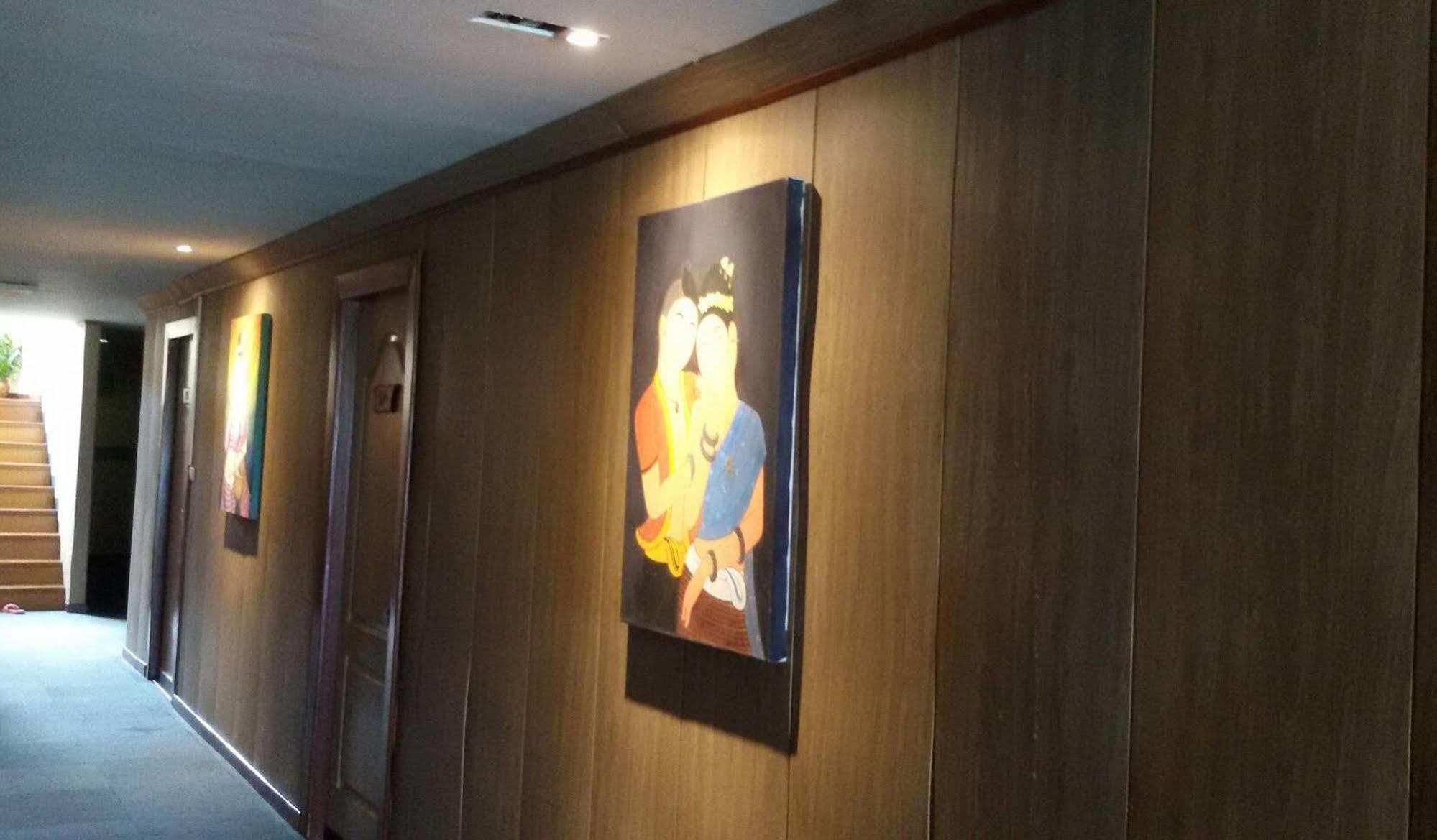 Hotel Centro Cnx Chiang Mai Zewnętrze zdjęcie